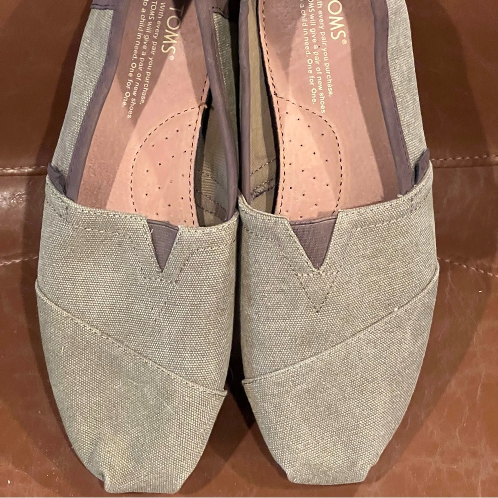 TOMS Green Slip-On Shoes